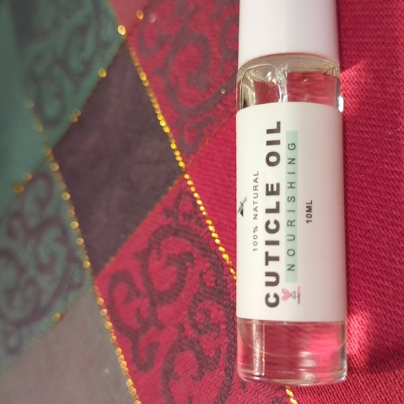 The Lyfestyle Co Cuticle Oil Rollerball Nourish Almond Jojoba Lavender Vitamin E - Picture 6 of 8